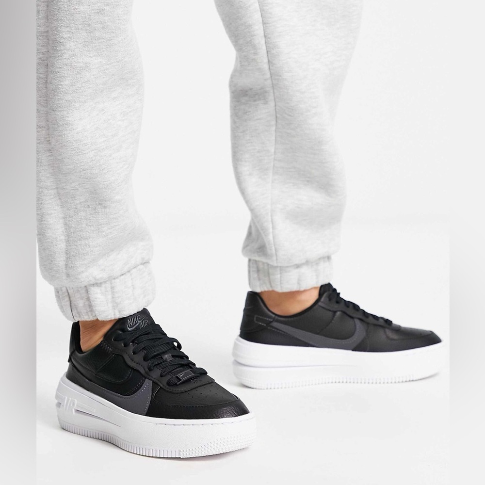 Nike Air Force 1 Platform Sneakers